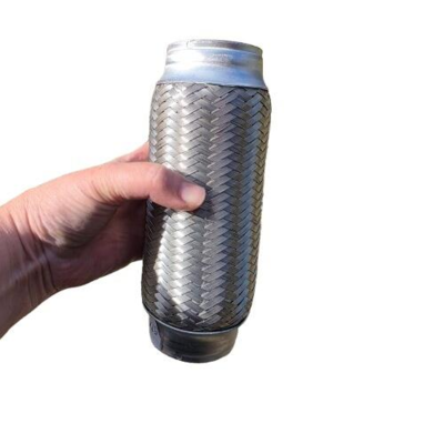 Fleksibelt udstødningsrør Ø57 mm, 200 mm langt – egnet til reparation eller tilpasning af udstødningssystemer.