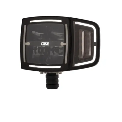 Denne sneplovslygte er et pålideligt valg til professionelle brugere, der kræver maksimal styrke, holdbarhed og synlighed i vinterperioden.