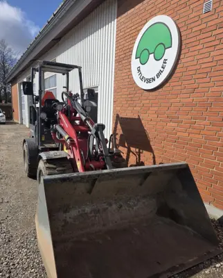 Weidemann 1380 Plus minilæsser med nye lygter fra 247 Lighting