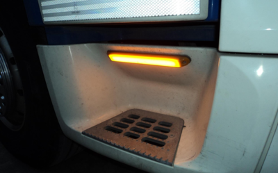 Proplast sidemarkeringslygte på lastbil, forvogn